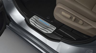Honda Door Sill Trim-Illuminated FR only 08E12-THR-100A