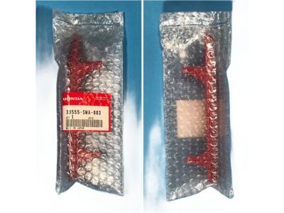 Honda CR-V Bumper Reflector - 33555-SWA-003