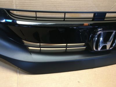 Honda 71121-TGG-A01 Grille, Front